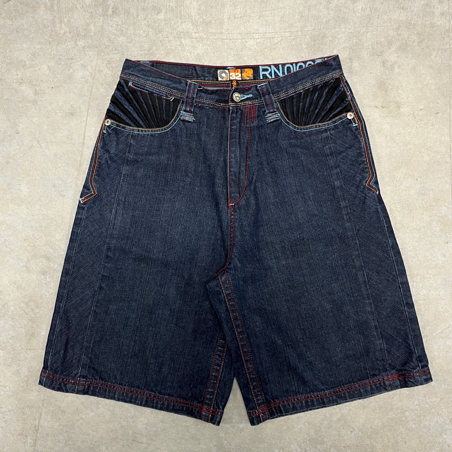 (32) Vintage Akademiks Jean Shorts Y2K