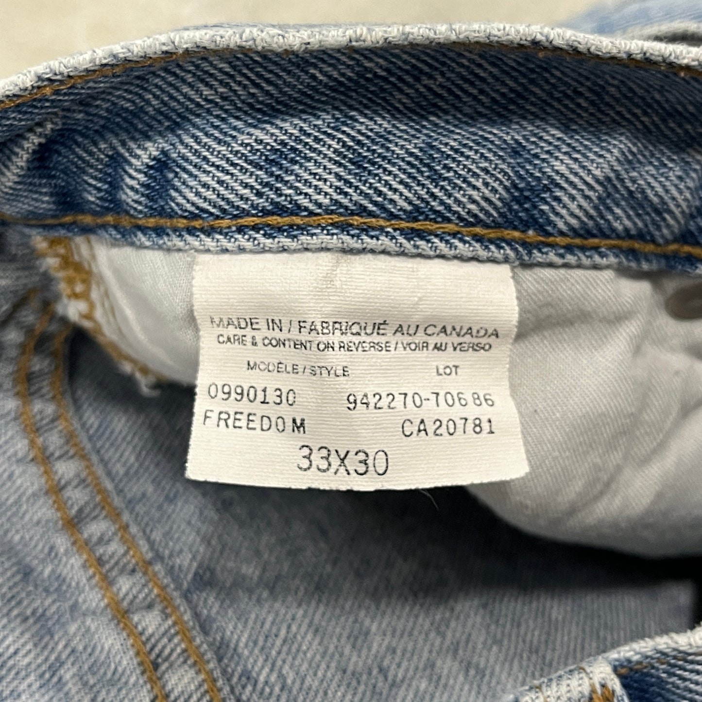 (32) Vintage Tommy Jean Shorts