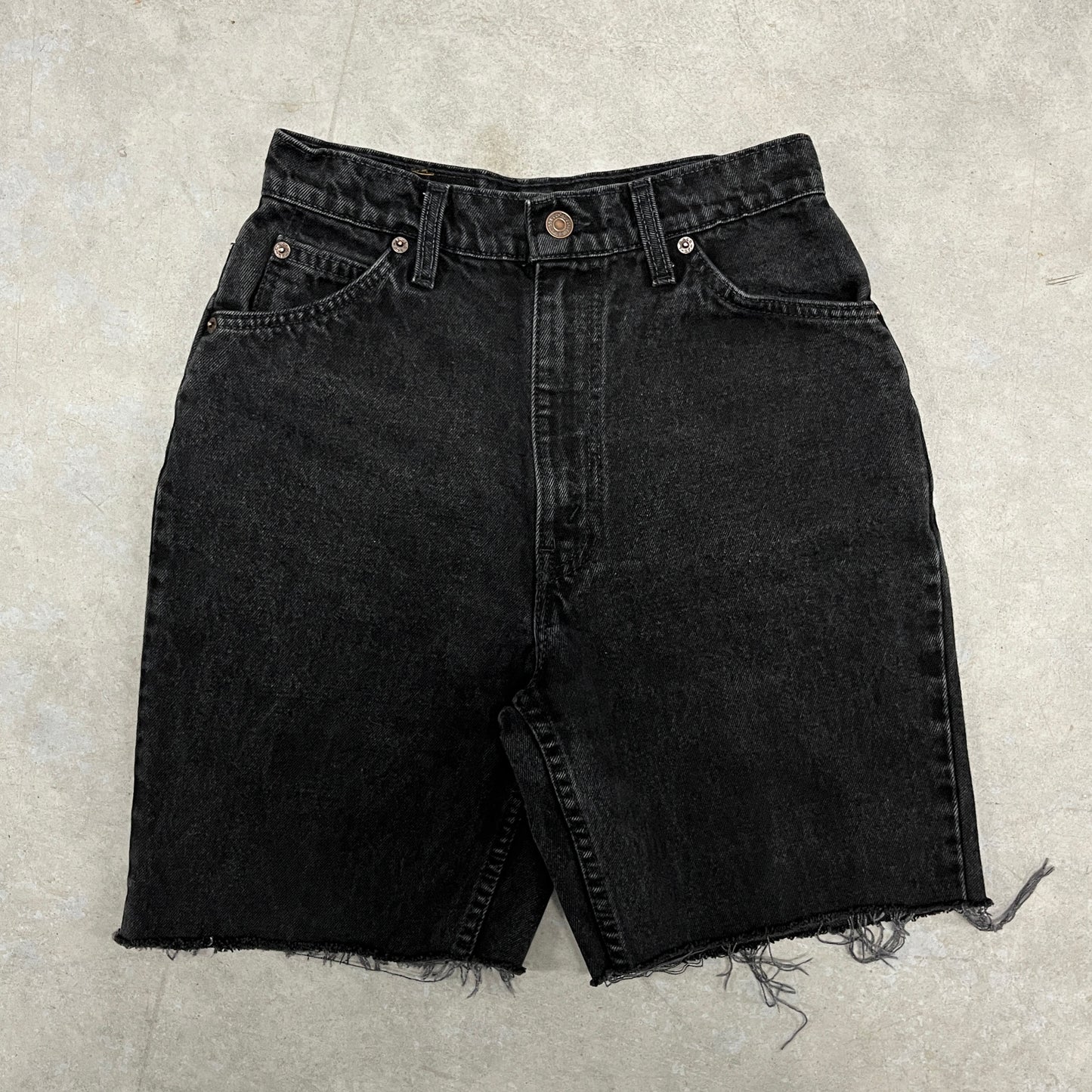 (27) Vintage Levis Orange Tab Jean Shorts