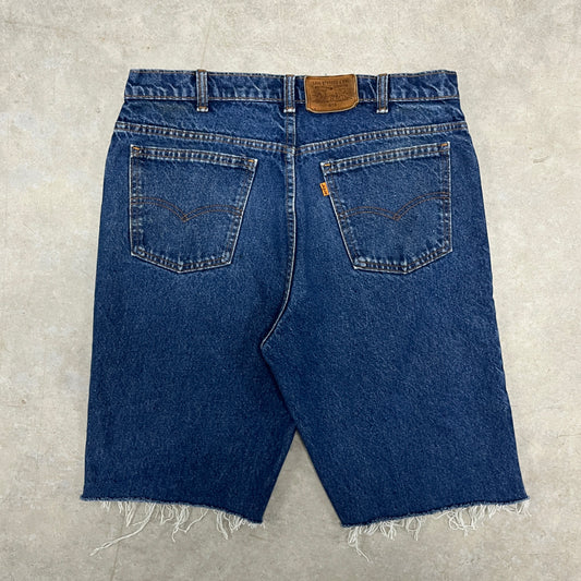 (34) Vintage Levis Orange Tab Jean Shorts